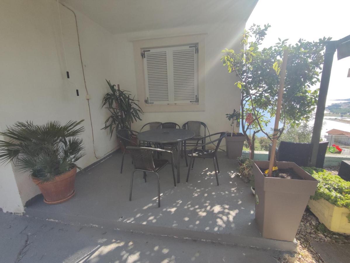 Apartments Milina Omis Luaran gambar