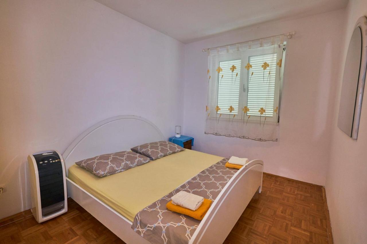 Apartments Milina Omis Luaran gambar